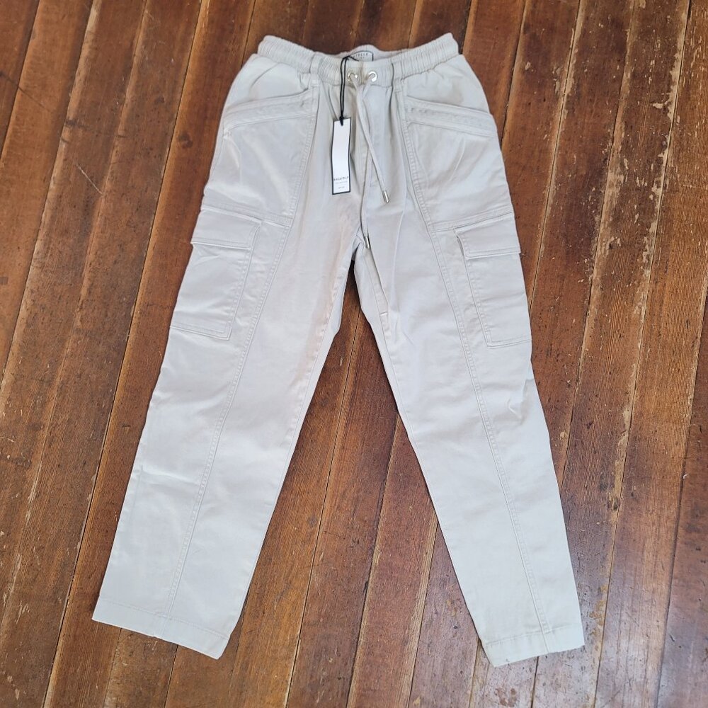 NWT Bagatelle Khaki cropped pants - size XS - cargo